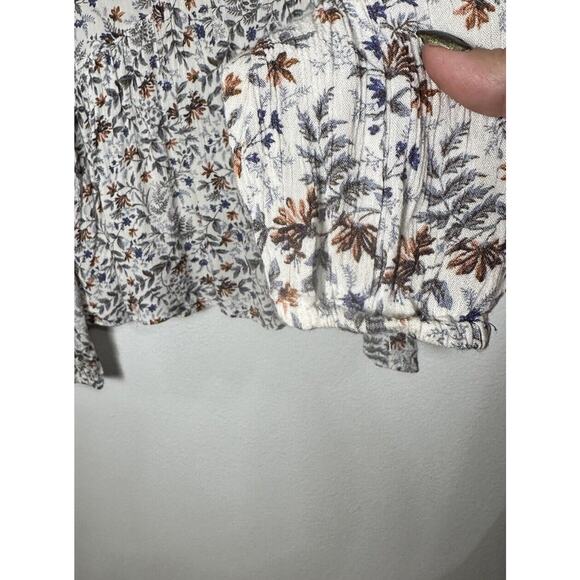 Sadie And Sage Women’s Cream Multicolor Peplum Top Long Sleeve Ruffle Size Small - Picture 4 of 6